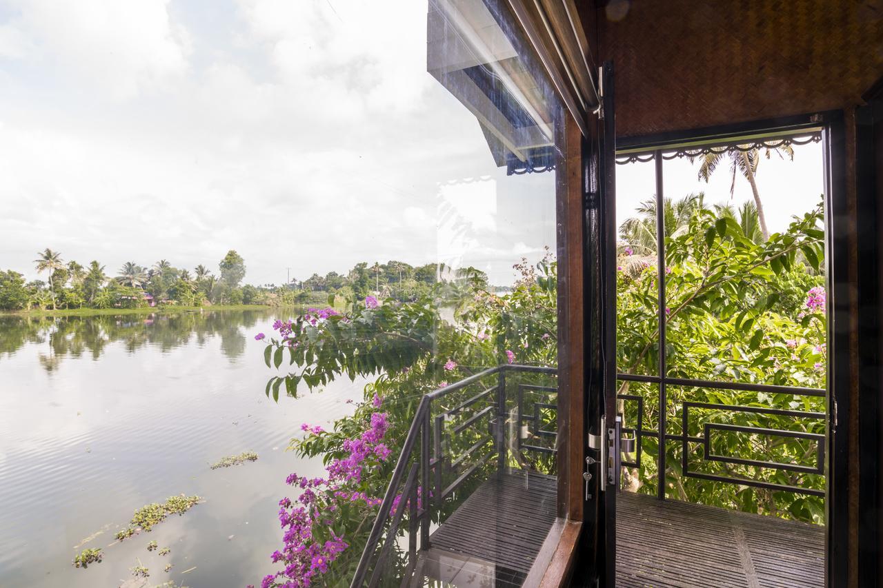Warmth Lake Haven Alappuzha Екстер'єр фото