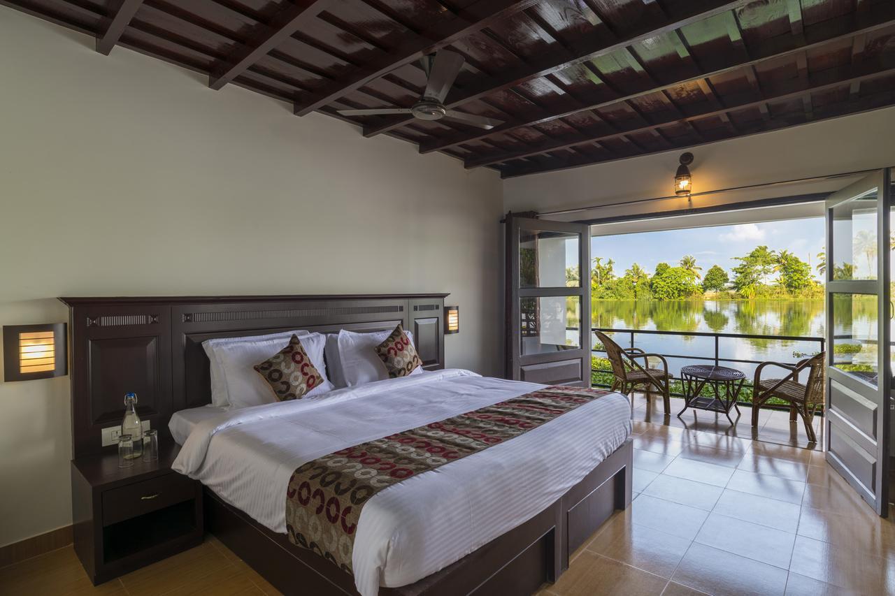 Warmth Lake Haven Alappuzha Екстер'єр фото
