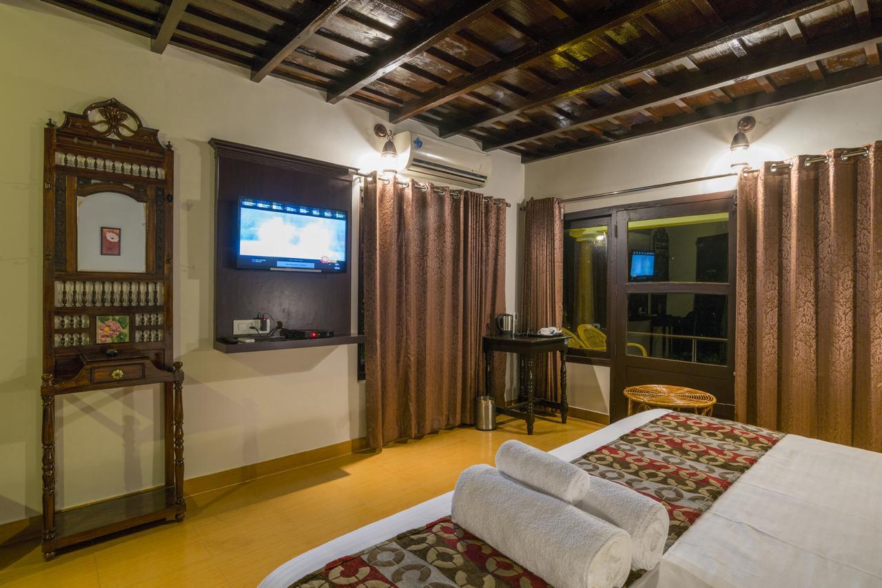 Warmth Lake Haven Alappuzha Екстер'єр фото