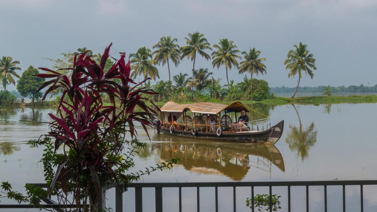 Warmth Lake Haven Alappuzha Екстер'єр фото